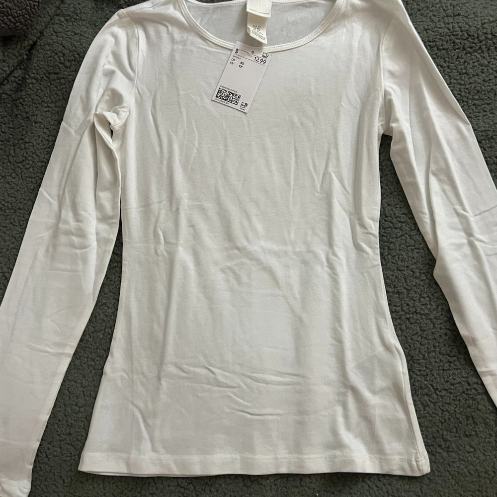 H&M Long sleeve, Knit Top, Size XS, White, NWT